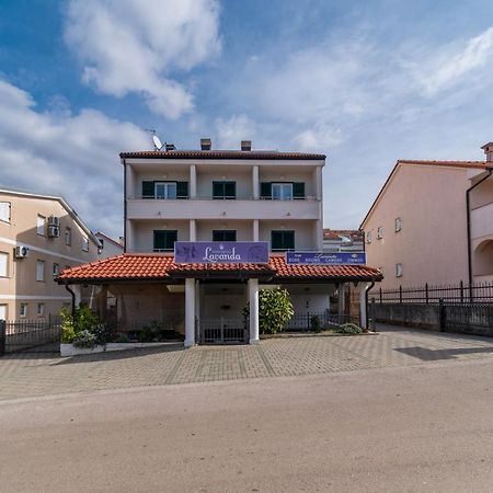 Apartments & Rooms Lavanda Малинска Экстерьер фото