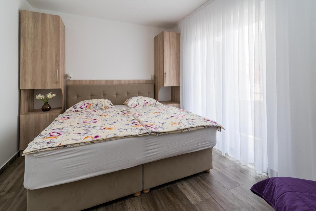 Apartments & Rooms Lavanda Малинска Экстерьер фото